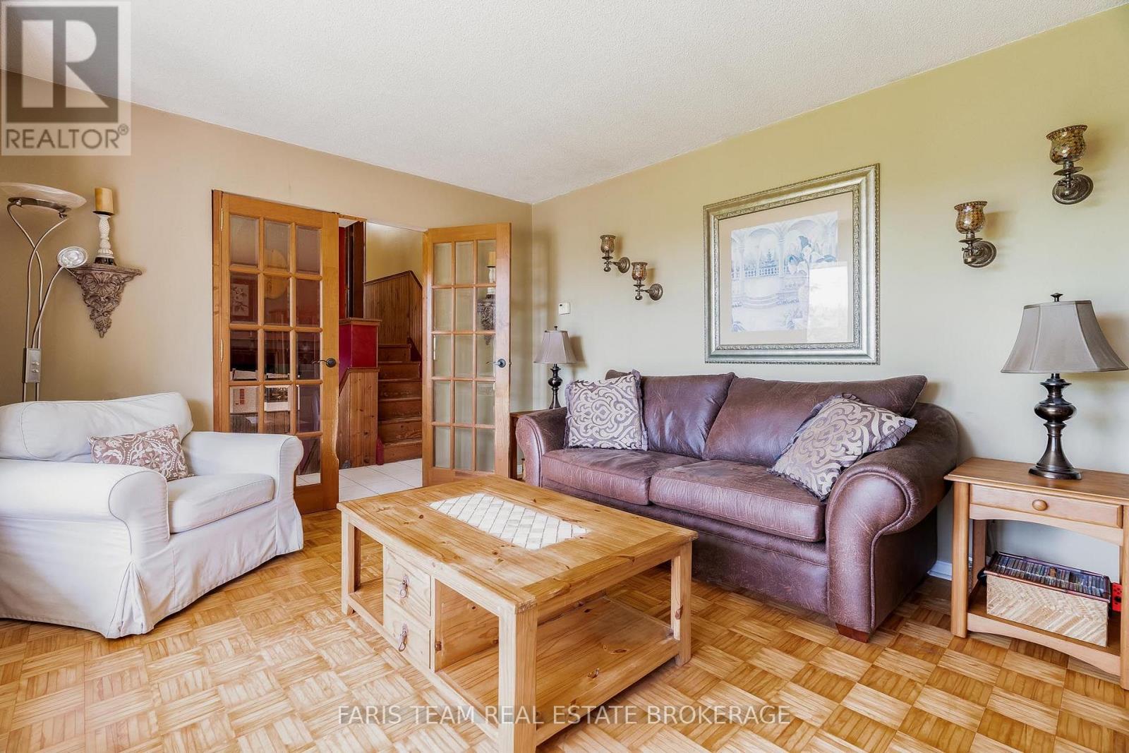 3114 Innisfil Beach Road, Innisfil, Ontario L9S 4C7 - Photo 15 - N13690402