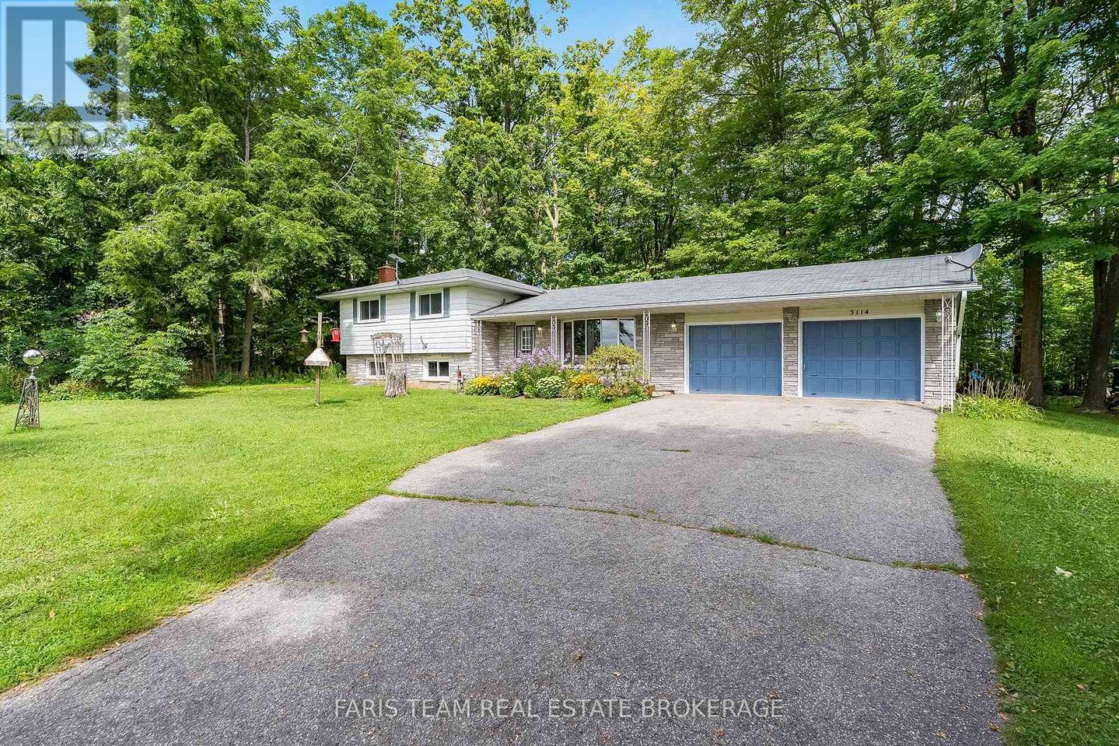 3114 Innisfil Beach Road, Innisfil, Ontario L9S 4C7 - Photo 3 - N13690402