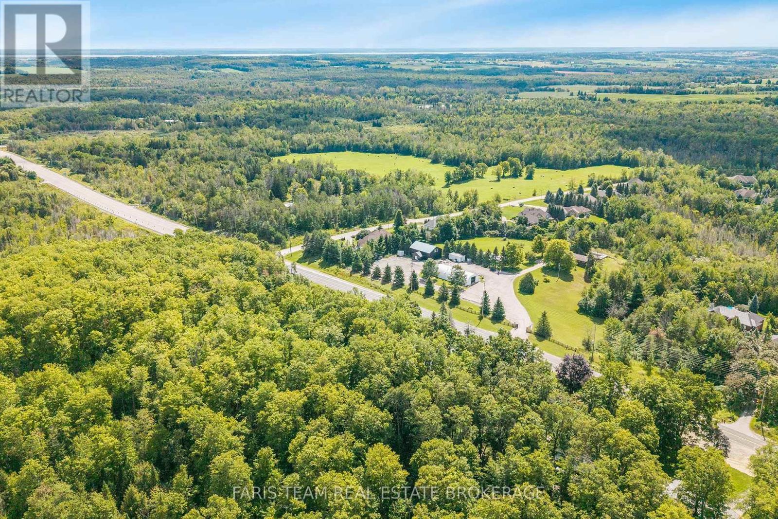 3114 Innisfil Beach Road, Innisfil, Ontario L9S 4C7 - Photo 37 - N13690402