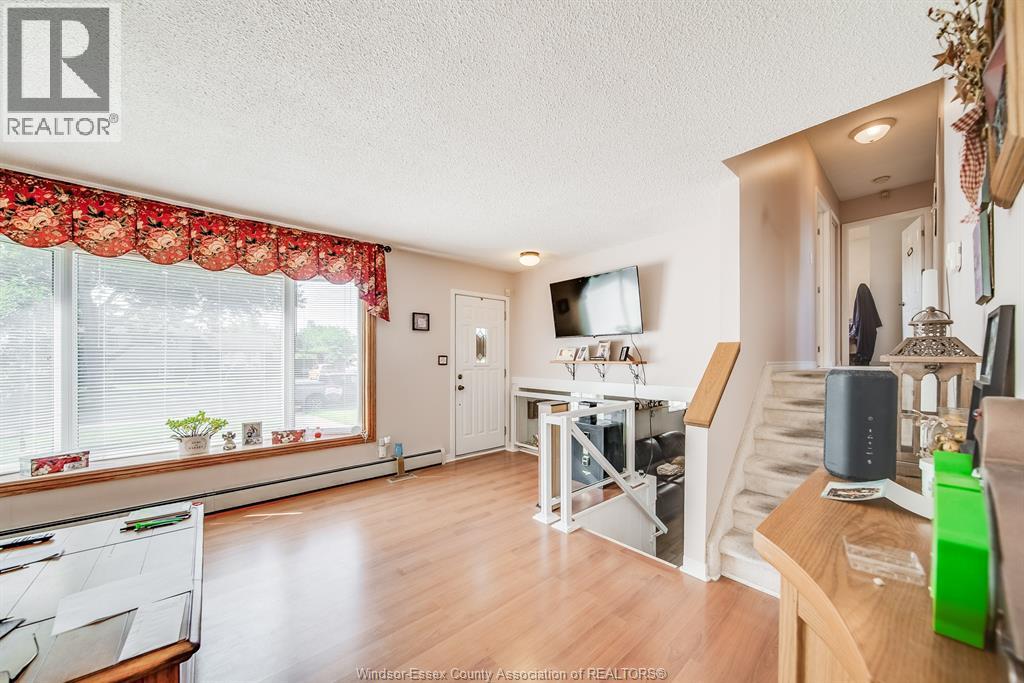 5122 Colbourne Drive, Windsor, Ontario  N8T 1T8 - Photo 7 - 26020207