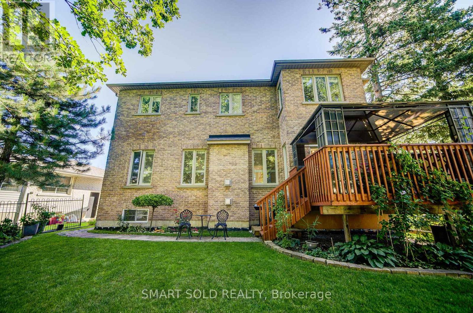 6 Brill Crescent, Toronto, Ontario M2R 2X3 - Photo 45 - C13690052