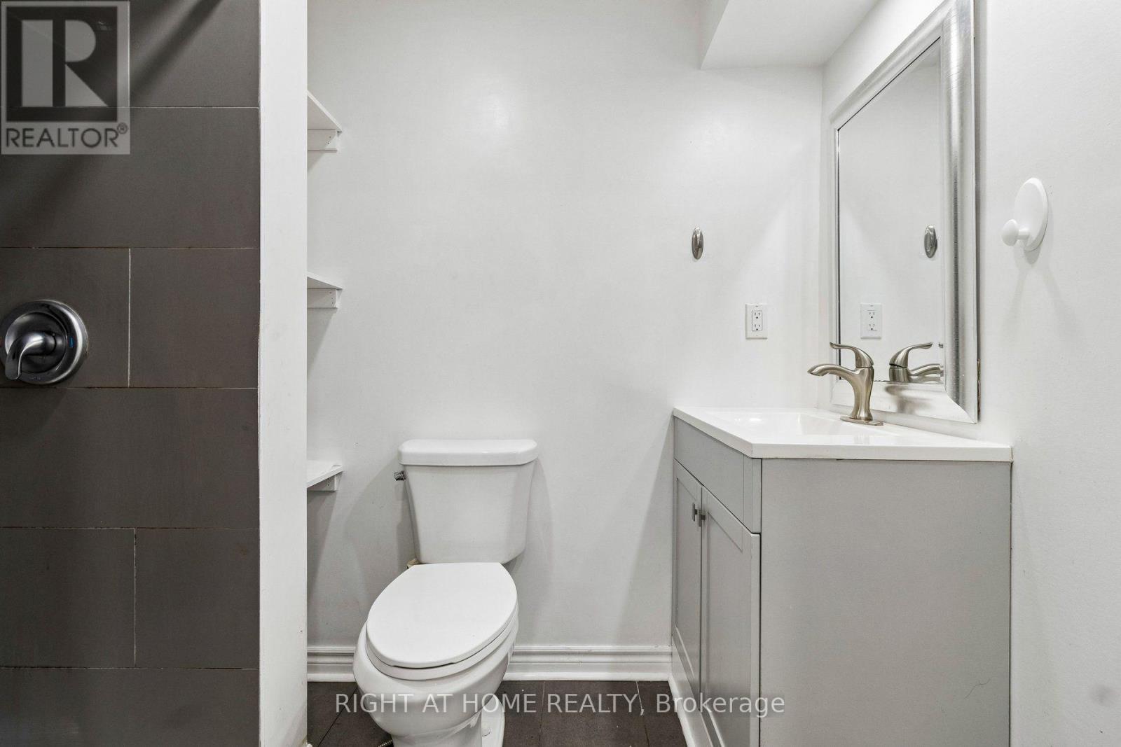 116 Nasir Crescent, Vaughan, Ontario  L6A 3B2 - Photo 37 - N13690020