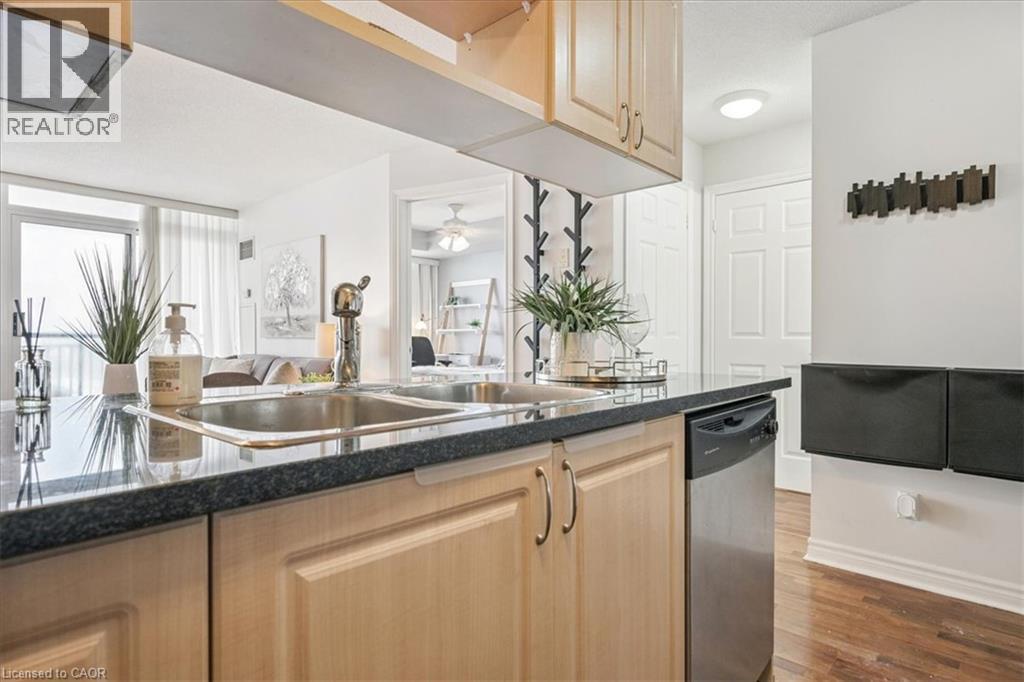 2325 Central Park Drive Unit# 507, Oakville, Ontario  L6H 0E2 - Photo 6 - 40856582
