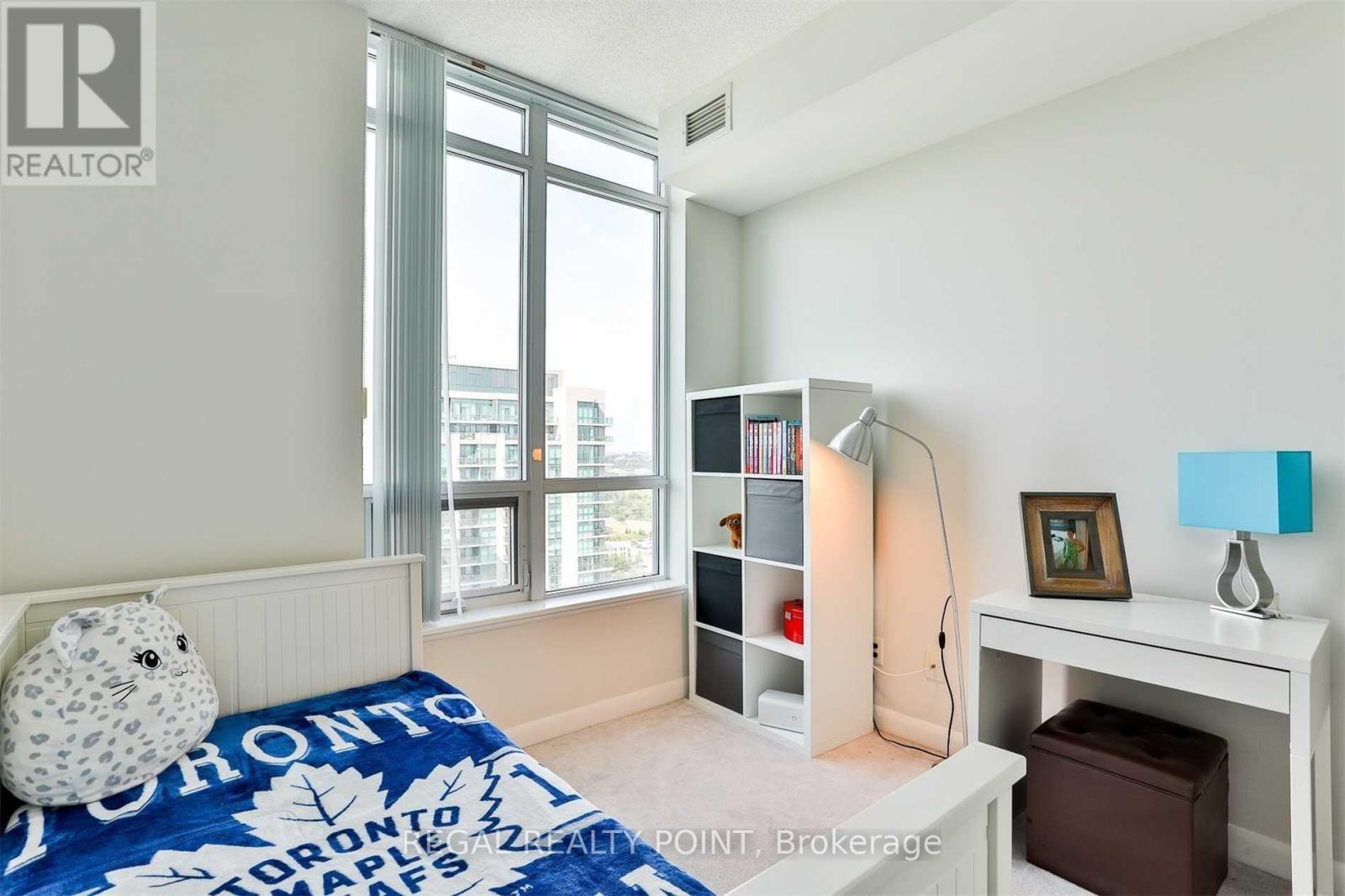 2507 - 215 Sherway Gardens Road, Toronto, Ontario  M9C 0A4 - Photo 9 - W13690352