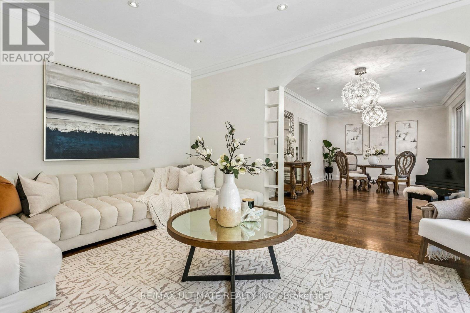 73 Bonnyview Drive, Toronto (Stonegate-Queensway), Ontario  M8Y 3G7 - Photo 15 - W13690356