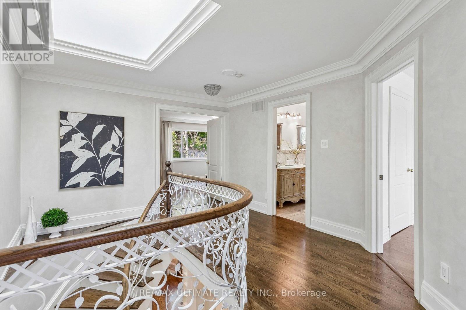 73 Bonnyview Drive, Toronto (Stonegate-Queensway), Ontario  M8Y 3G7 - Photo 26 - W13690356