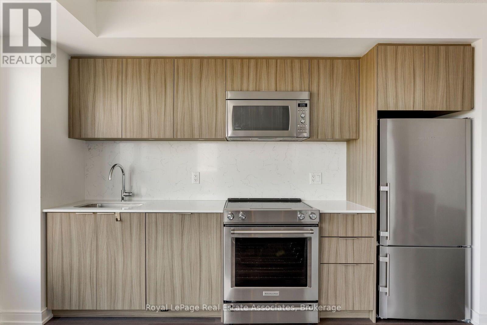 602 - 30 Samuel Wood Way, Toronto (Islington-City Centre West), Ontario  M9B 0C9 - Photo 5 - W13690370