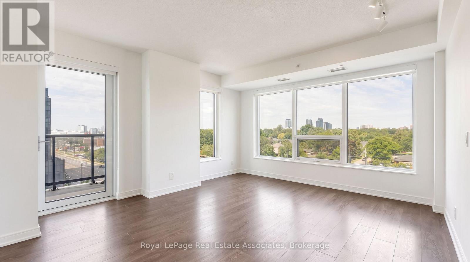 602 - 30 Samuel Wood Way, Toronto (Islington-City Centre West), Ontario  M9B 0C9 - Photo 8 - W13690370