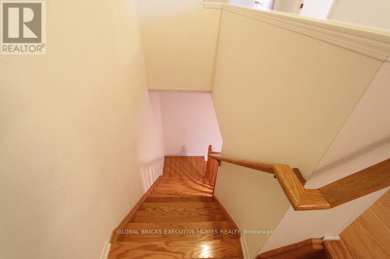 3384 Snowball Road, Mississauga, Ontario  L5N 7M6 - Photo 12 - W13690374
