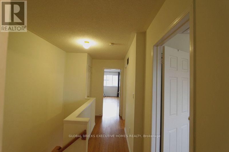 3384 Snowball Road, Mississauga, Ontario  L5N 7M6 - Photo 13 - W13690374