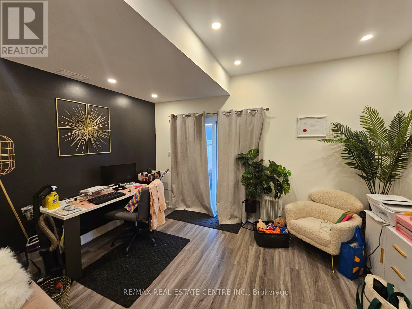 49 Edenrock Drive, Hamilton (Stoney Creek Industrial), Ontario  L8E 0G6 - Photo 4 - X13690364