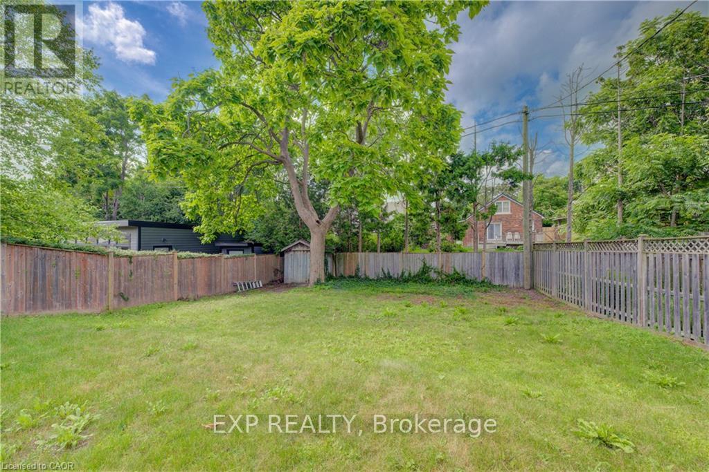 244 Royal Street, Waterloo, Ontario  N2J 2J2 - Photo 49 - X13690372