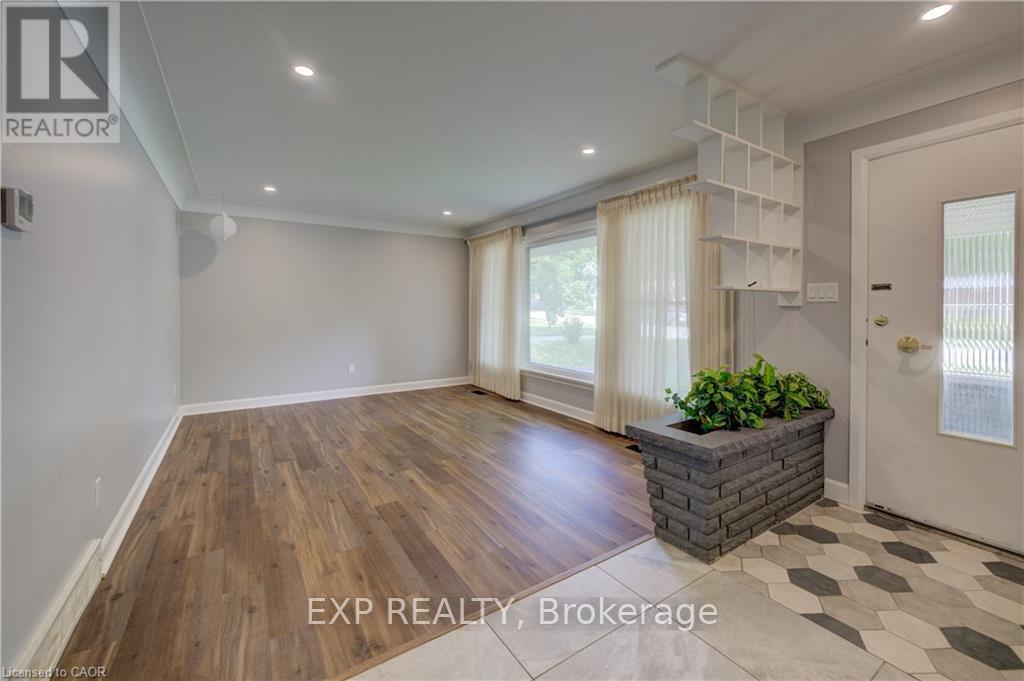 244 Royal Street, Waterloo, Ontario  N2J 2J2 - Photo 5 - X13690372