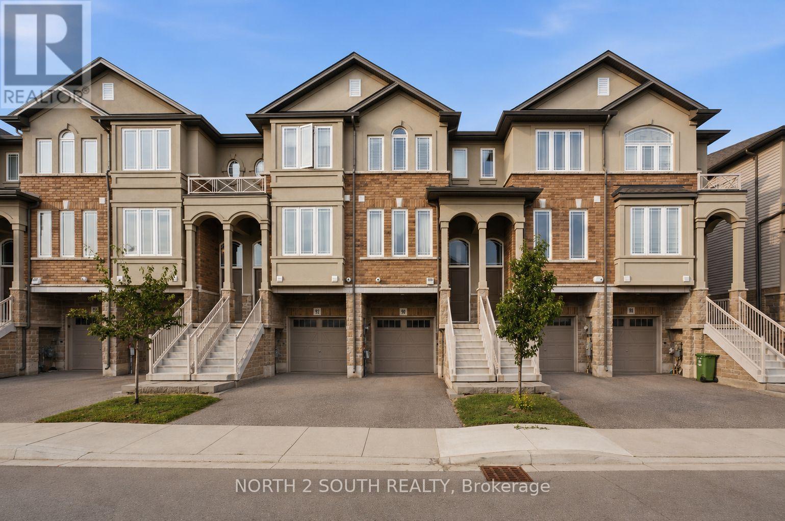 90 Laguna Village Crescent, Hamilton, Ontario  L0R 1P0 - Photo 2 - X13690418