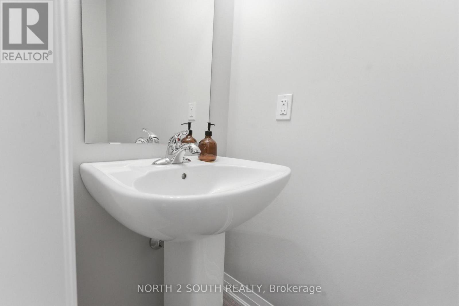 90 Laguna Village Crescent, Hamilton, Ontario  L0R 1P0 - Photo 29 - X13690418
