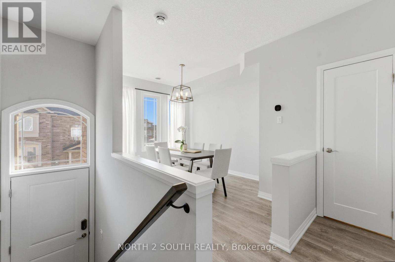 90 Laguna Village Crescent, Hamilton, Ontario  L0R 1P0 - Photo 5 - X13690418