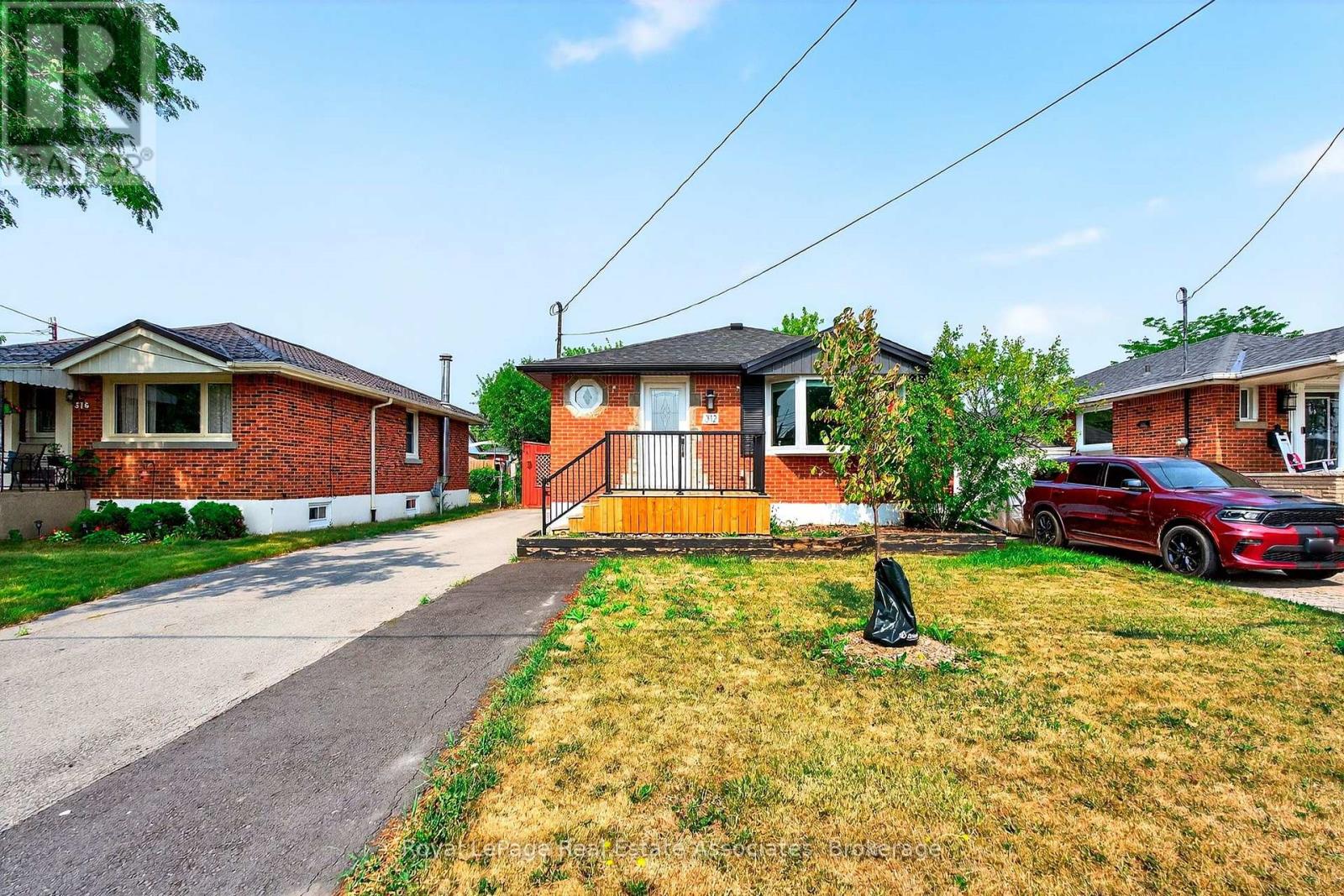 UPPER - 312 EAST 45TH STREET, Hamilton, Ontario