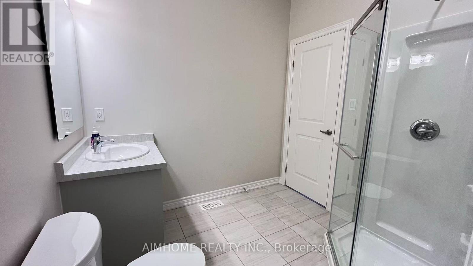 24 Noah Common, St. Catharines (Oakdale), Ontario  L2P 0G1 - Photo 11 - X13690446