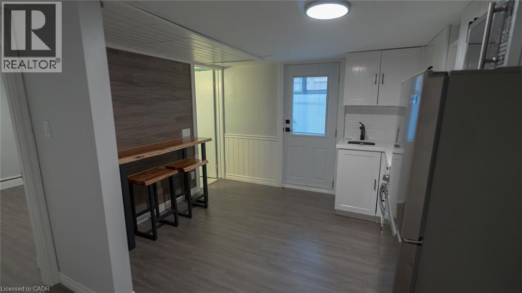 2177 Lakeshore Road Unit# Bsmnt, Burlington, Ontario  L7R 1A5 - Photo 2 - 40856525