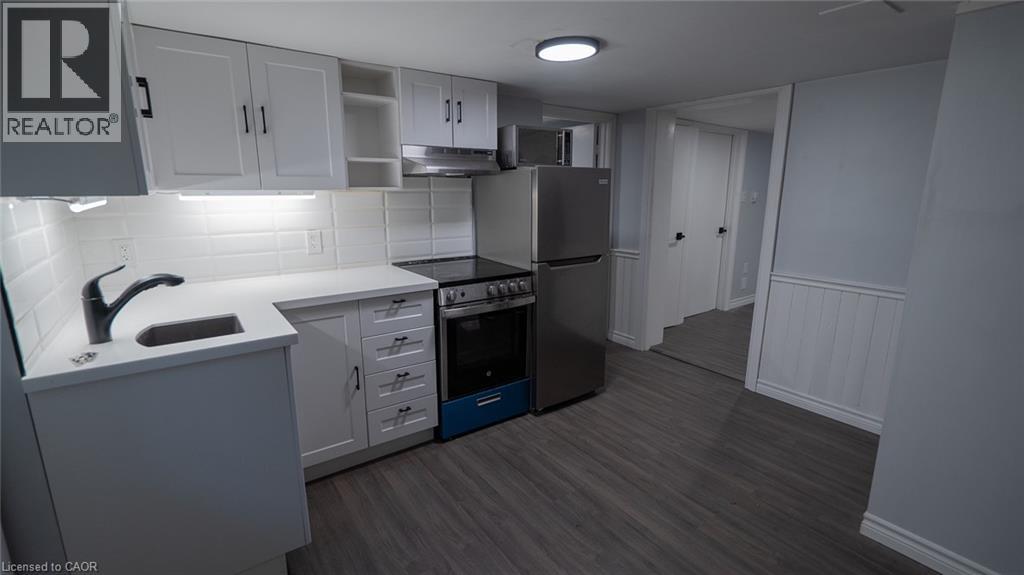 2177 Lakeshore Road Unit# Bsmnt, Burlington, Ontario  L7R 1A5 - Photo 3 - 40856525