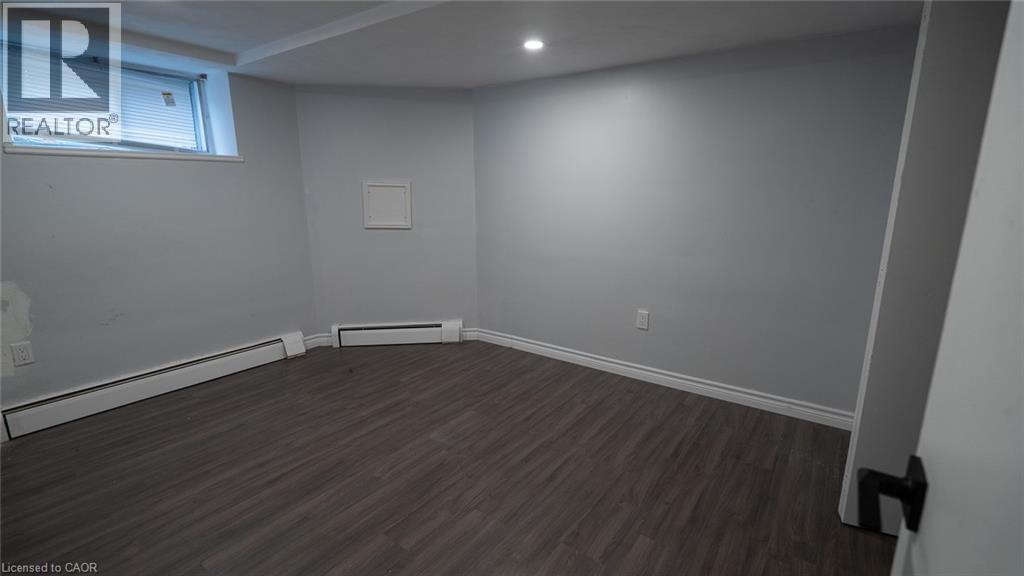 2177 Lakeshore Road Unit# Bsmnt, Burlington, Ontario  L7R 1A5 - Photo 5 - 40856525