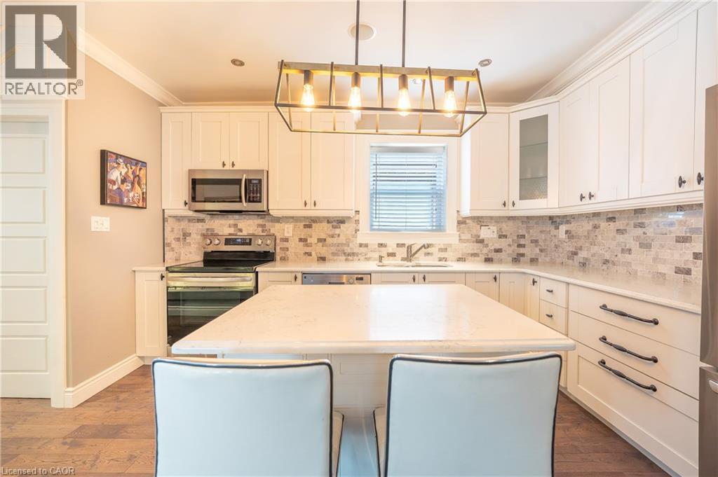 40 Moore Avenue, Kitchener, Ontario  N2H 3S1 - Photo 8 - 40849812