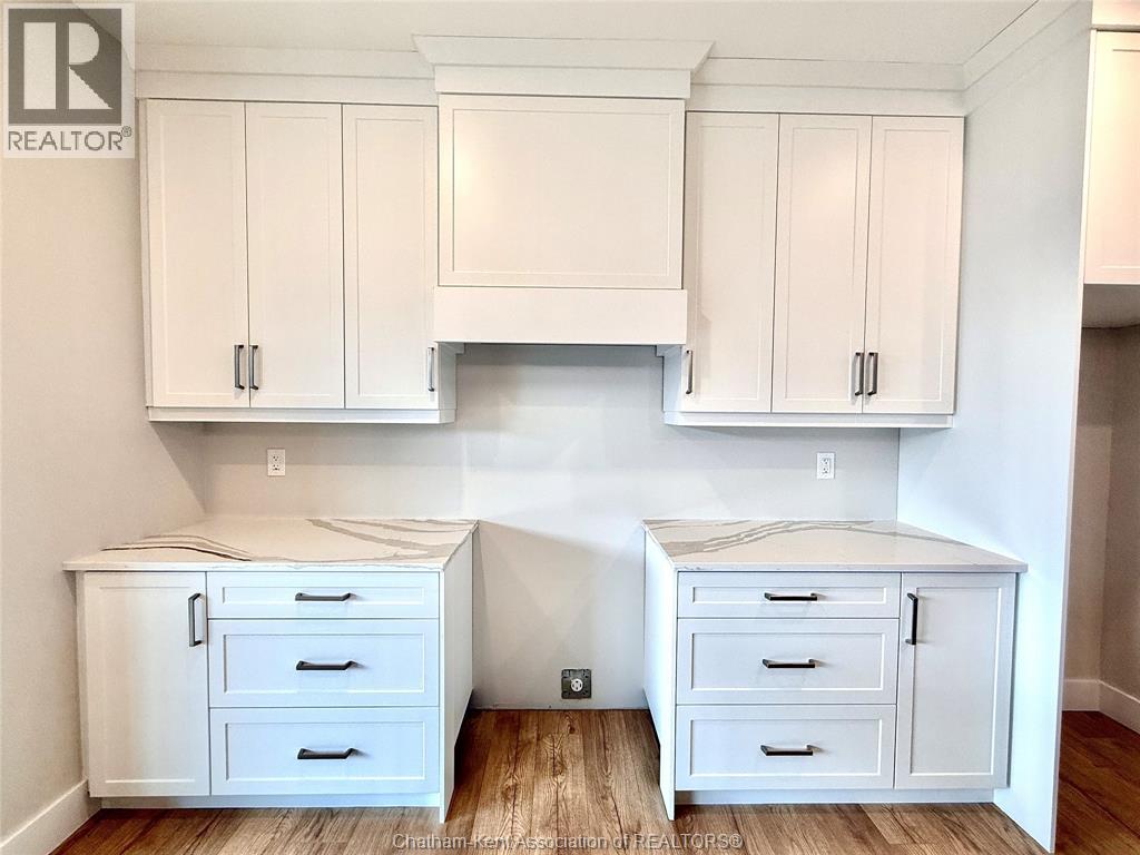 33 Duskridge Road, Chatham, Ontario  N7L 0G7 - Photo 6 - 26020241