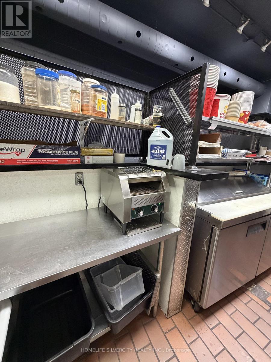 20 - 22 Main Street S, Brampton, Ontario  L6W 2C3 - Photo 14 - W13645866