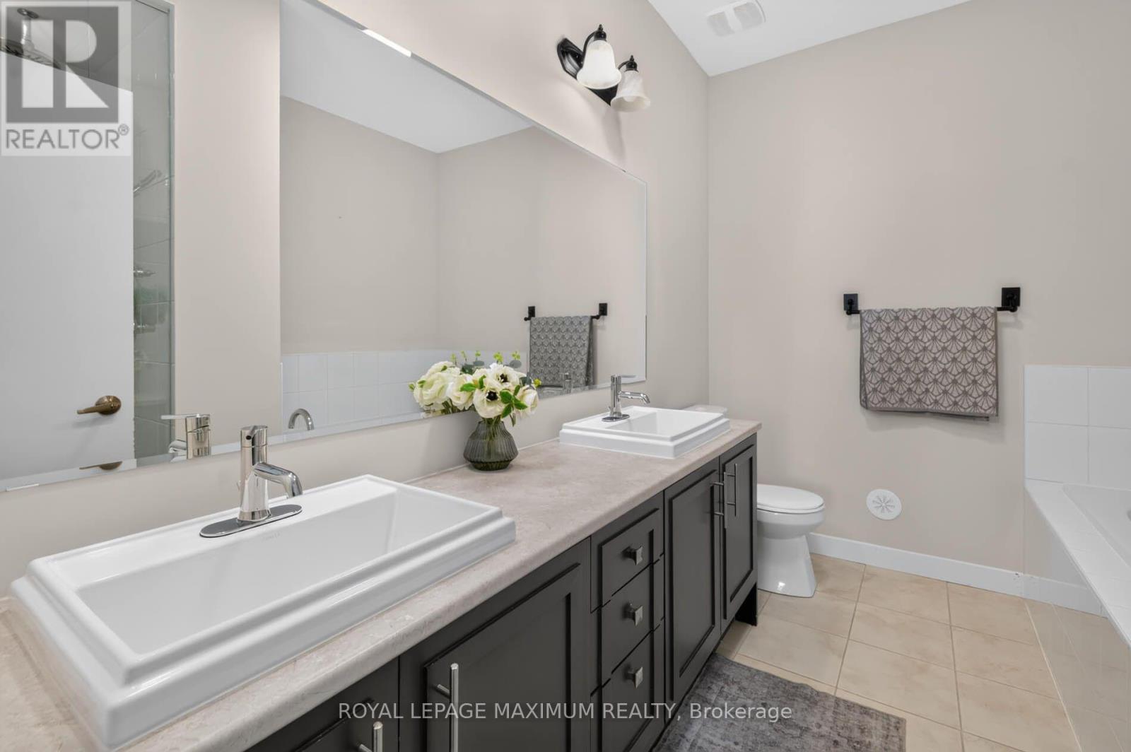 50 Allegranza Avenue, Vaughan, Ontario  L4H 4P2 - Photo 29 - N13684864