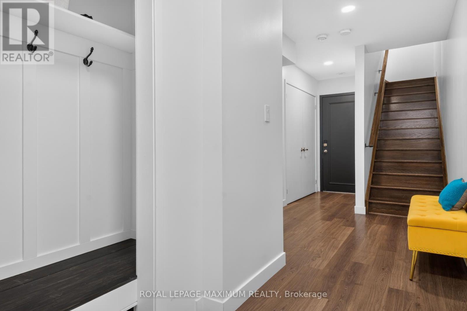 50 Allegranza Avenue, Vaughan, Ontario  L4H 4P2 - Photo 5 - N13684864