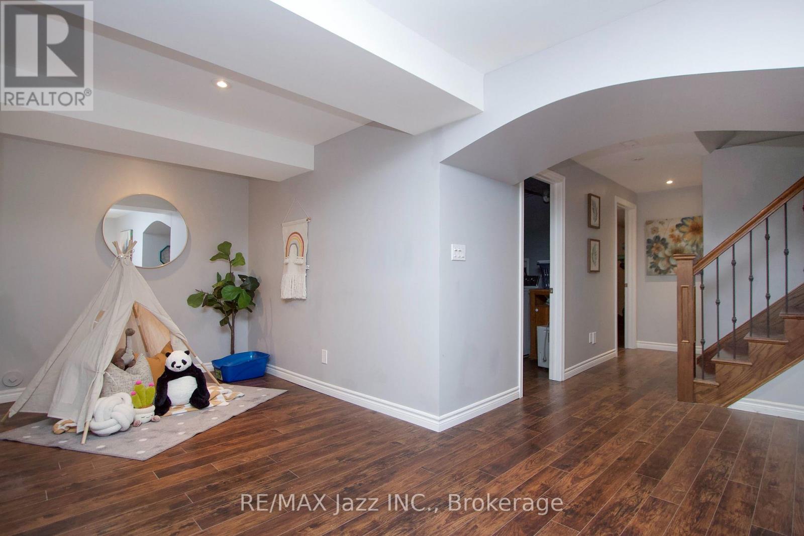 54 Melody Drive, Whitby, Ontario  L1M 1K6 - Photo 31 - E13690466