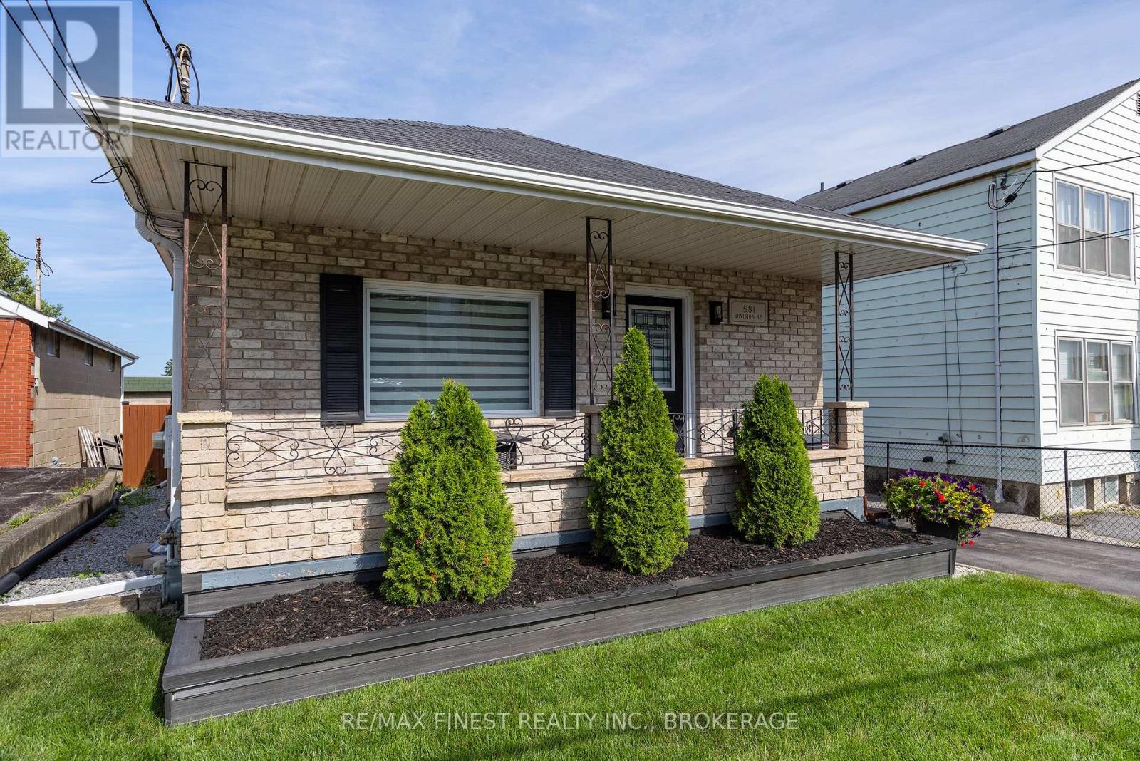 581 Division Street, Kingston, Ontario  K7K 4B7 - Photo 5 - X13690614