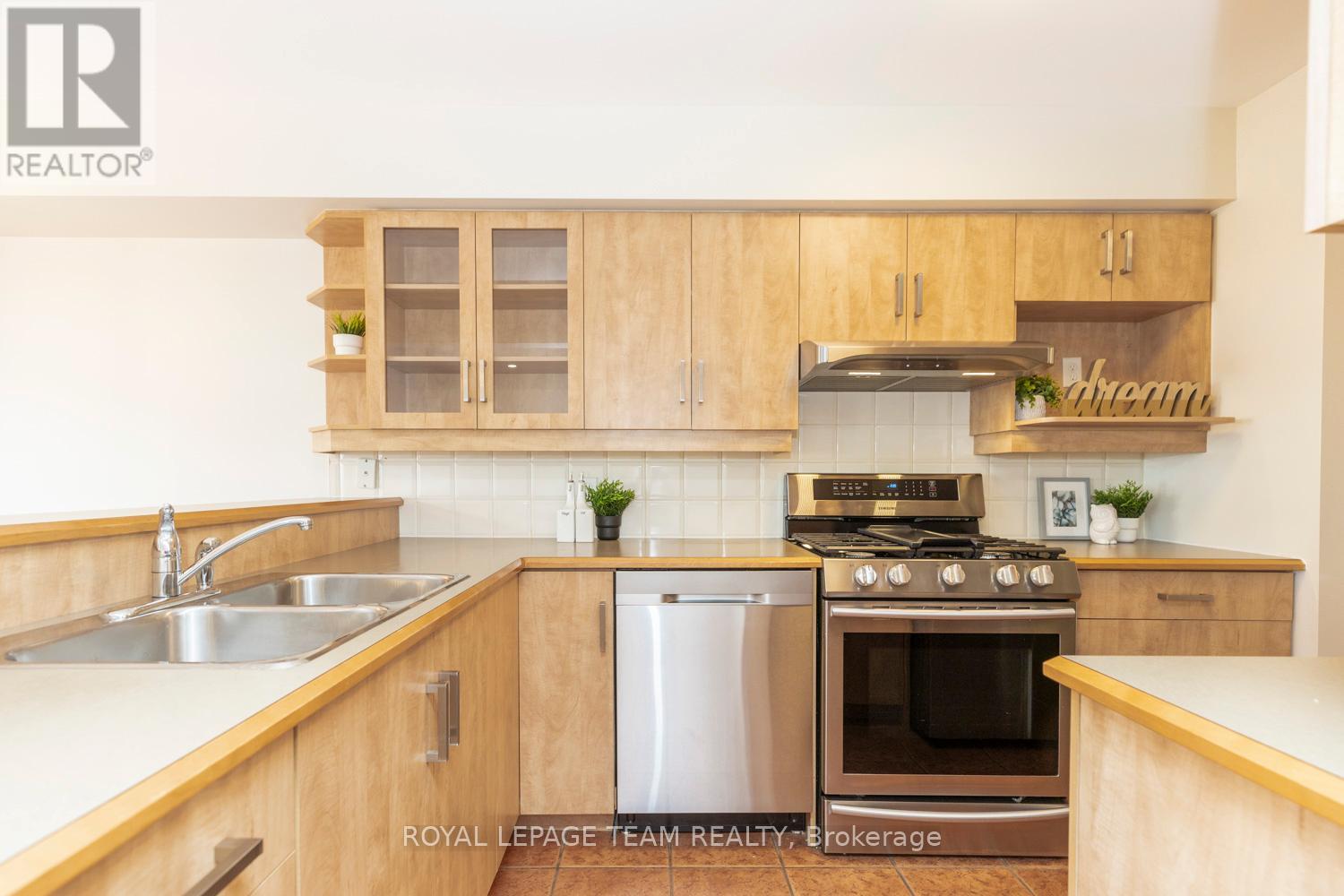 25 Kirkstone Private, Ottawa, Ontario  K2J 5E7 - Photo 18 - X13690528