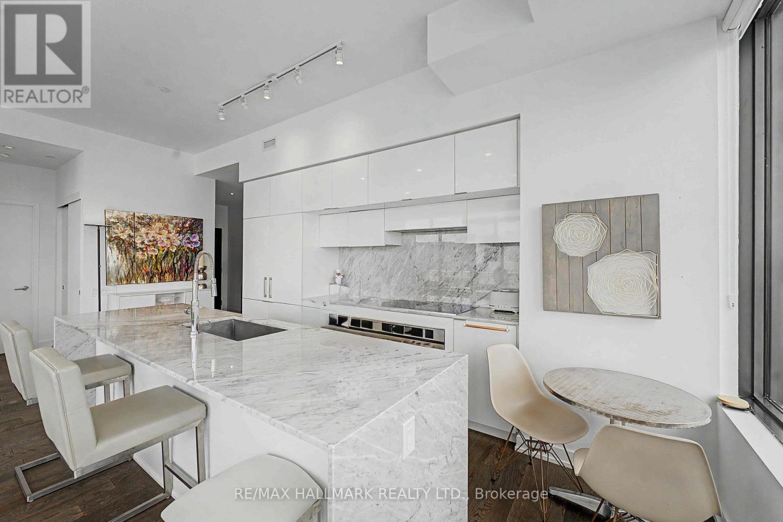 Ph2 - 185 Roehampton Avenue, Toronto, Ontario  M4P 0C6 - Photo 22 - C13690504