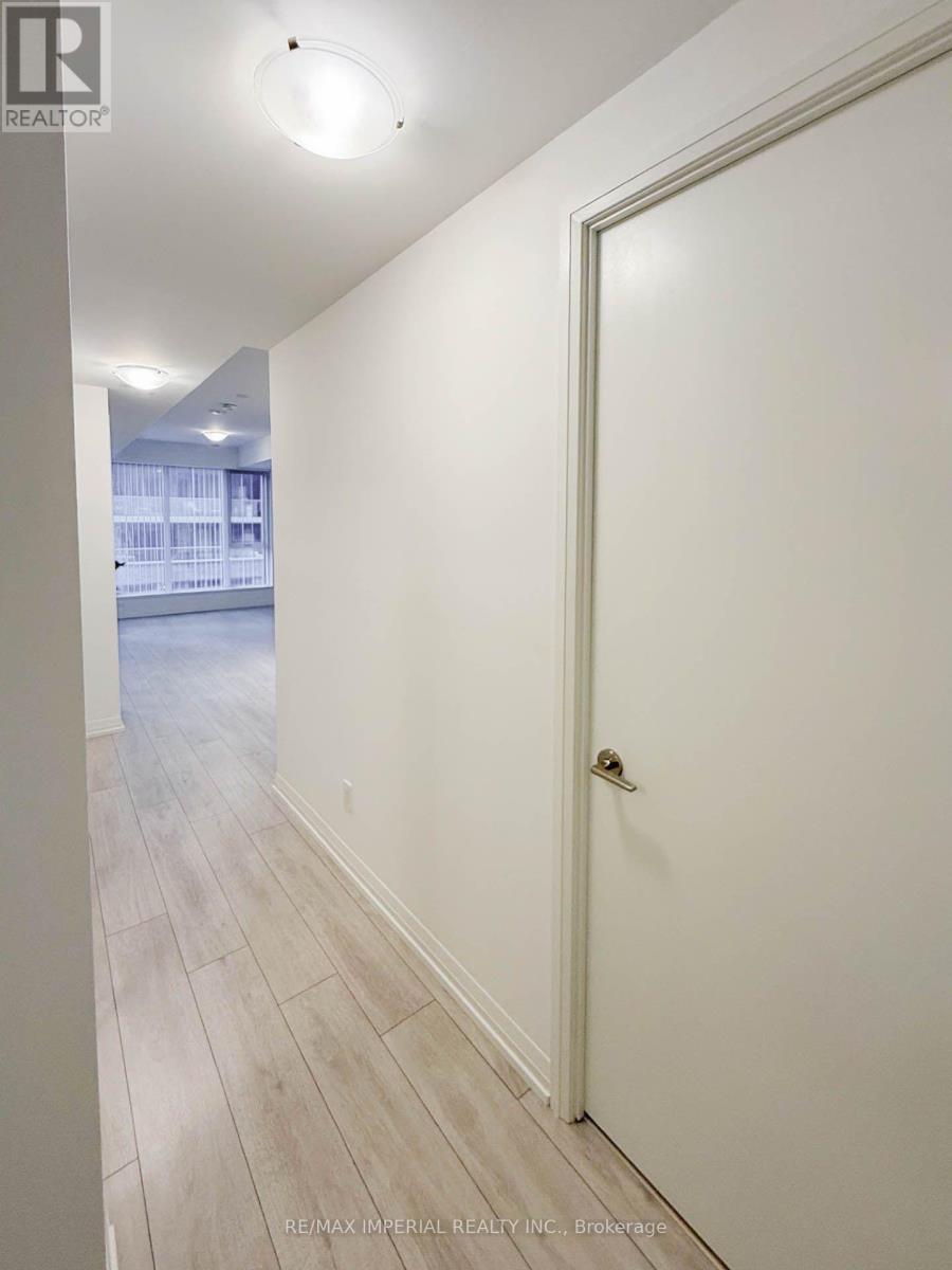 519 - 400 King Street W, Toronto, Ontario  M5V 0X8 - Photo 3 - C13690518