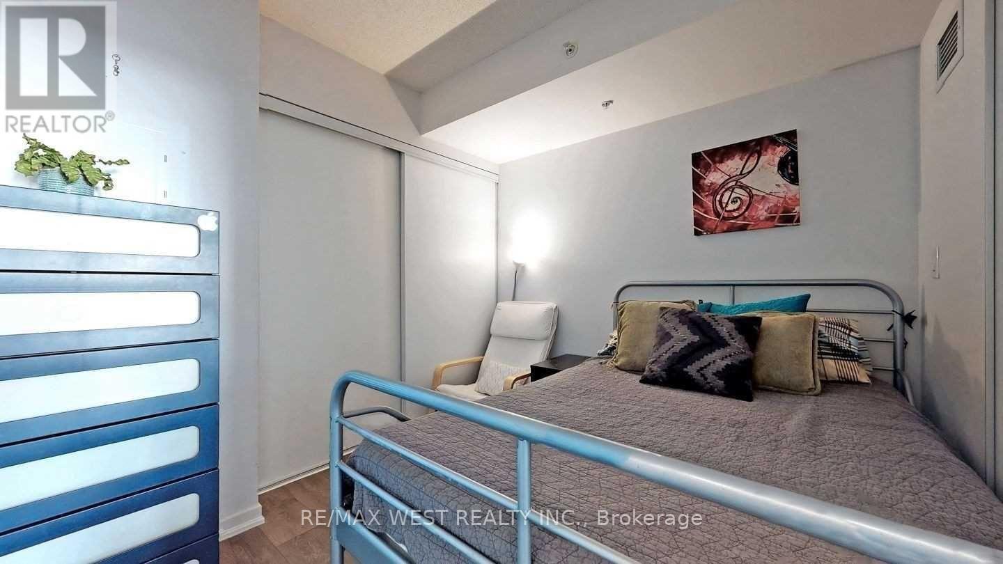 720 - 36 Lisgar Street, Toronto, Ontario  M6J 0C7 - Photo 10 - C13690552