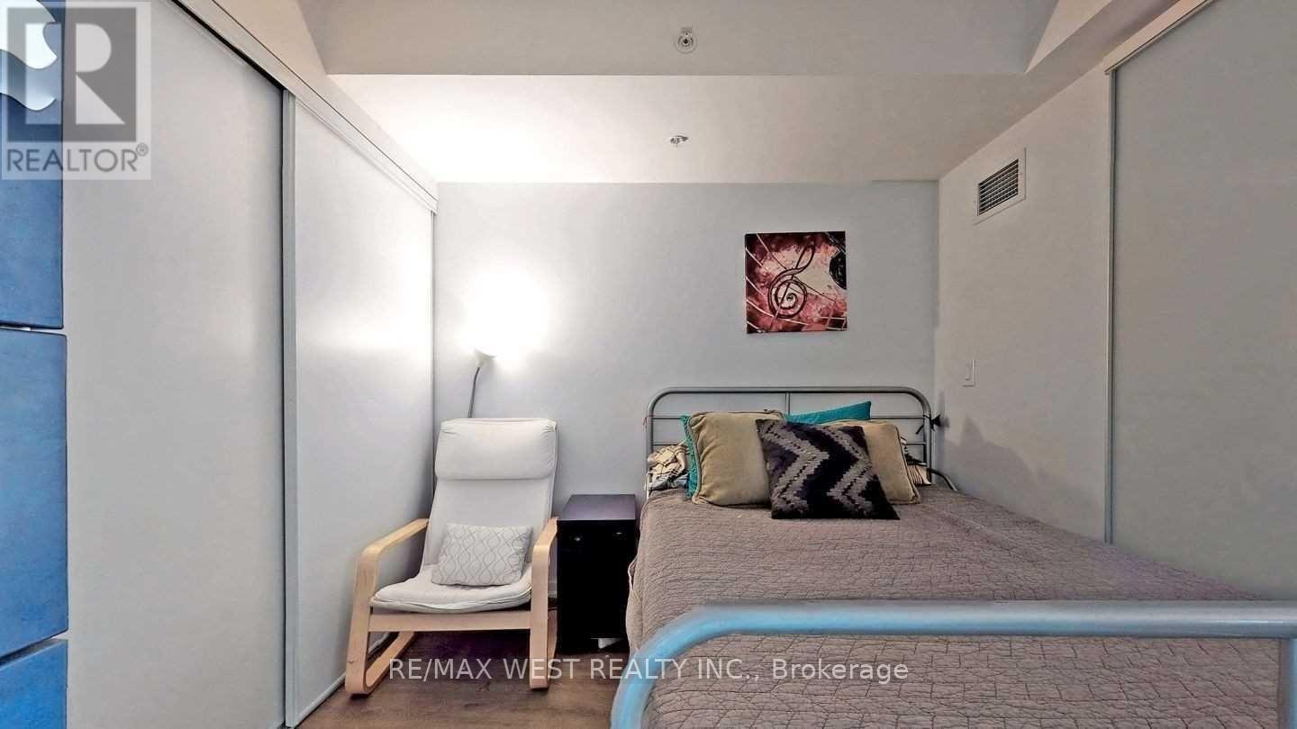 720 - 36 Lisgar Street, Toronto, Ontario  M6J 0C7 - Photo 11 - C13690552