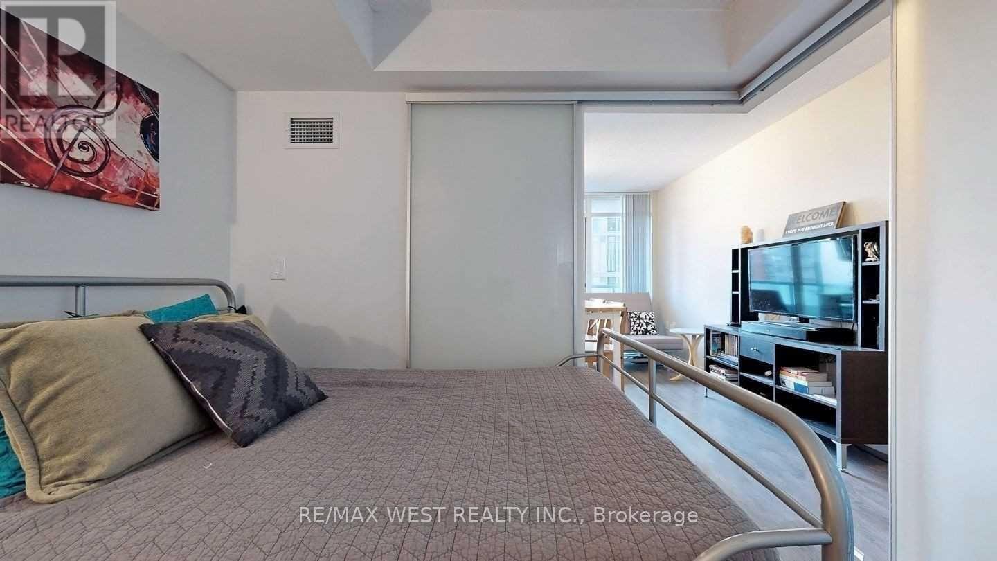 720 - 36 Lisgar Street, Toronto, Ontario  M6J 0C7 - Photo 12 - C13690552