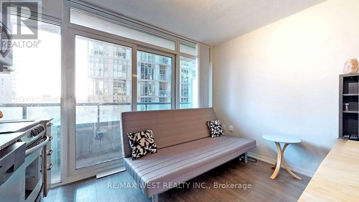720 - 36 Lisgar Street, Toronto, Ontario  M6J 0C7 - Photo 5 - C13690552