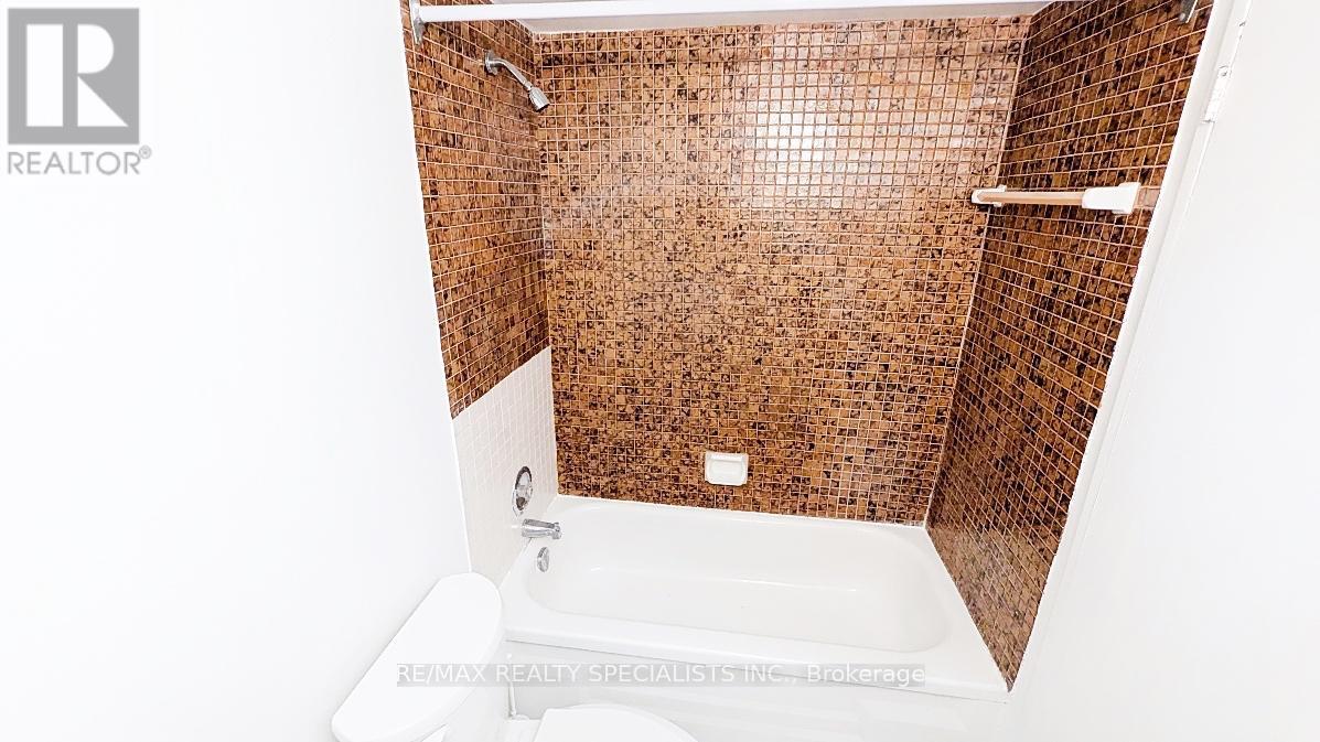1201 - 180 Markham Road, Toronto, Ontario  M1M 2Z9 - Photo 18 - E13690494