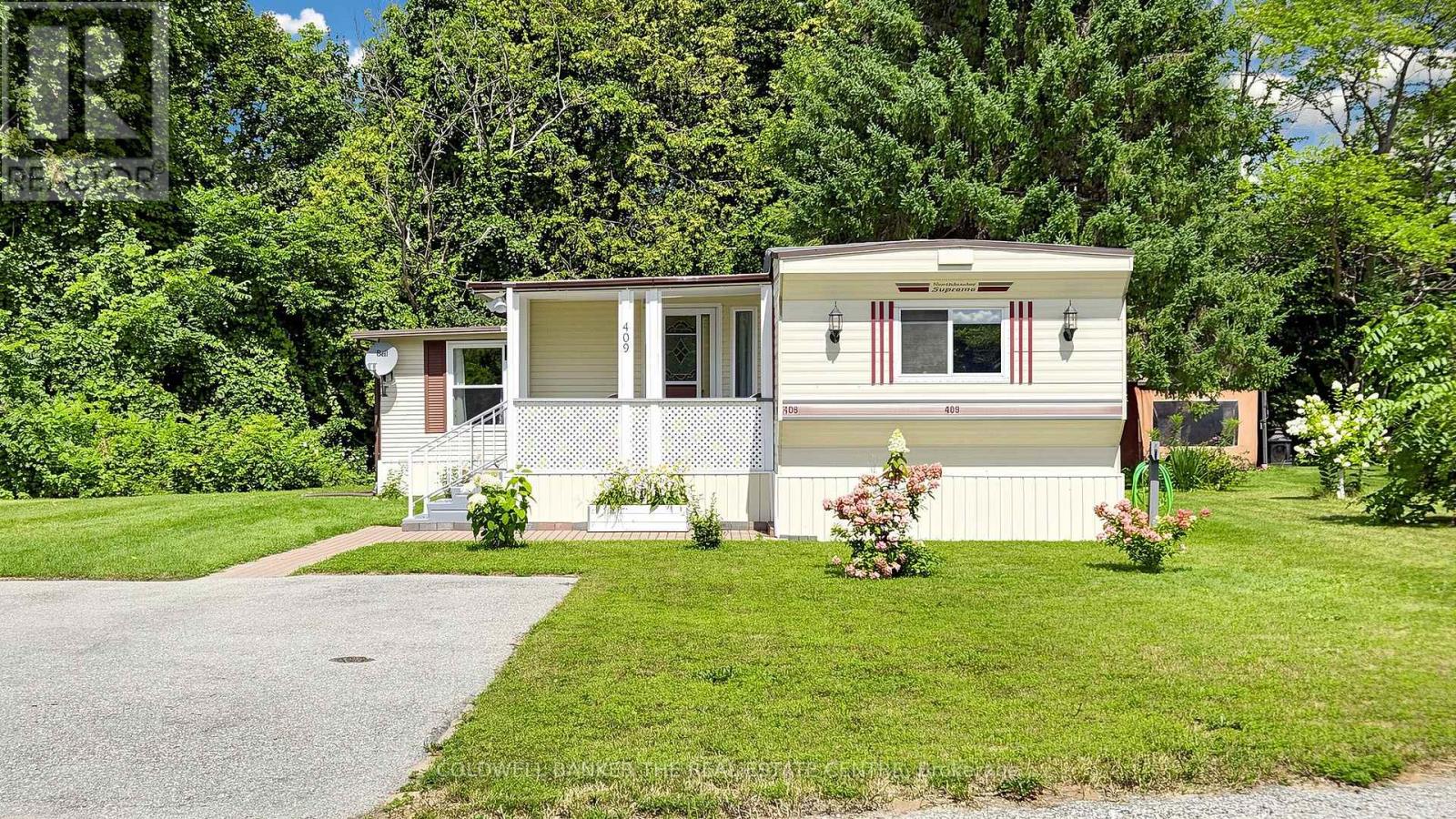 409 - 285 Crydermans Side Road, Georgina, Ontario L0E 1A0 - Photo 2 - N13690480
