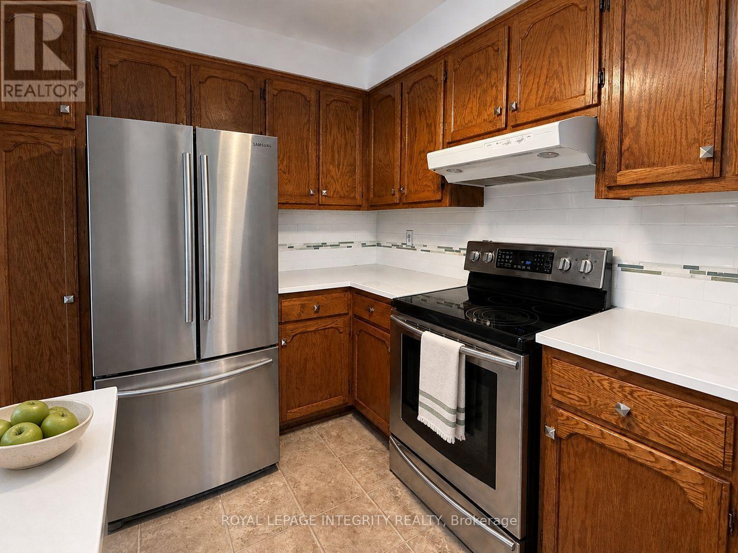 577 Lynwood Drive, Cornwall, Ontario  K6H 5W7 - Photo 7 - X13690560