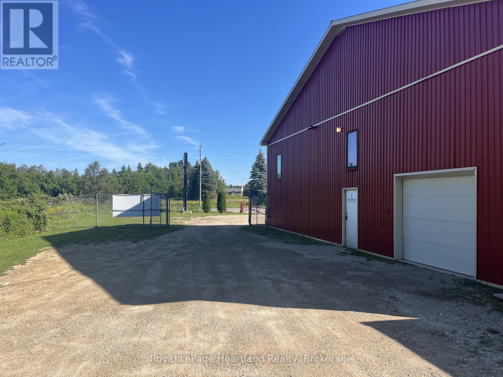 B - 401248 COUNTY RD 4, west grey, Ontario