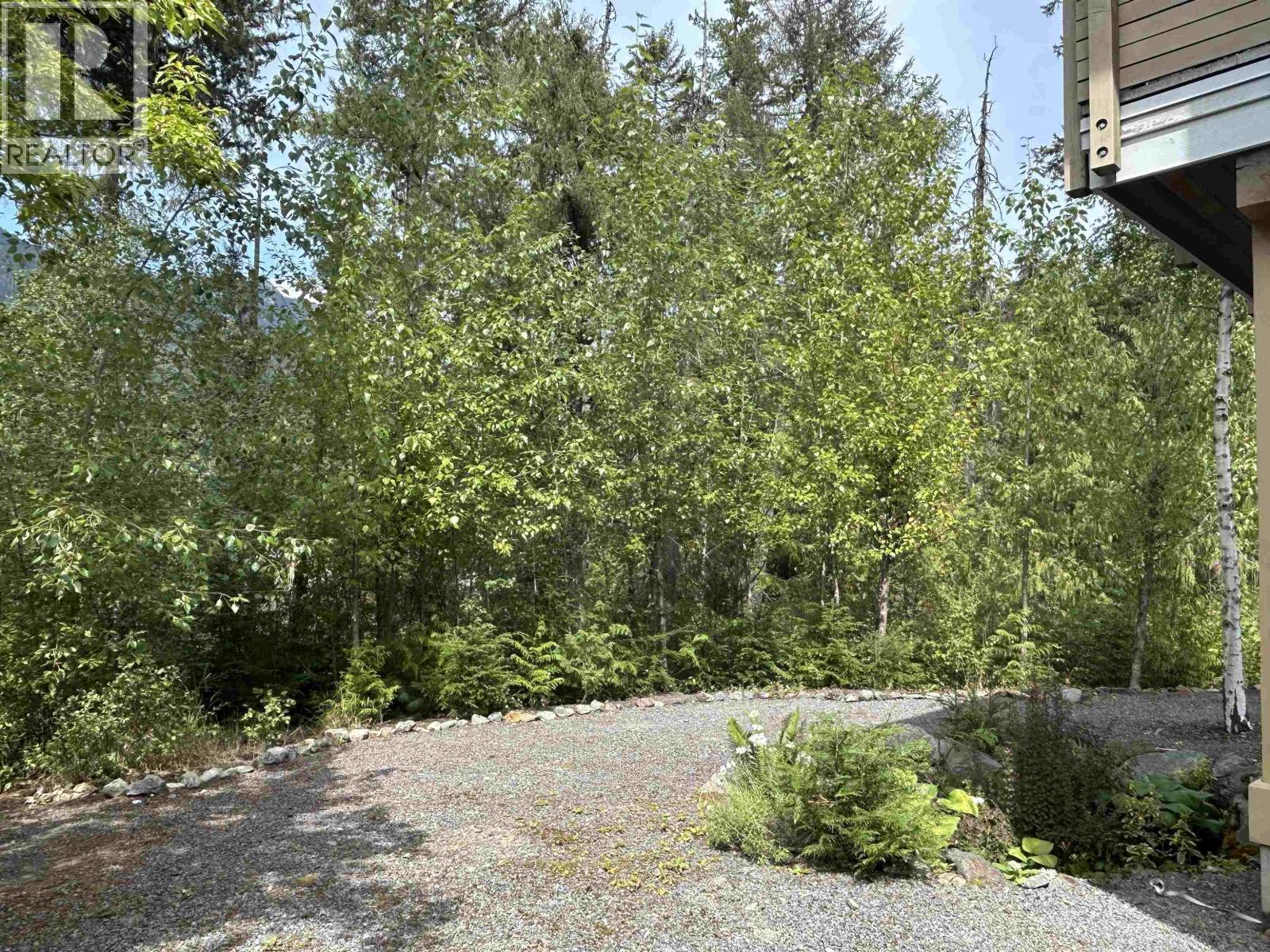 1087 Madeley Place, Whistler, British Columbia V8E 0K6 - Photo 7 - R3102132
