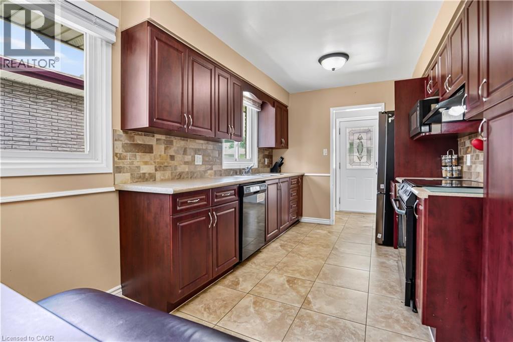 234 Thunderbird Drive, Cambridge, Ontario  N1R 6H5 - Photo 6 - 40844849
