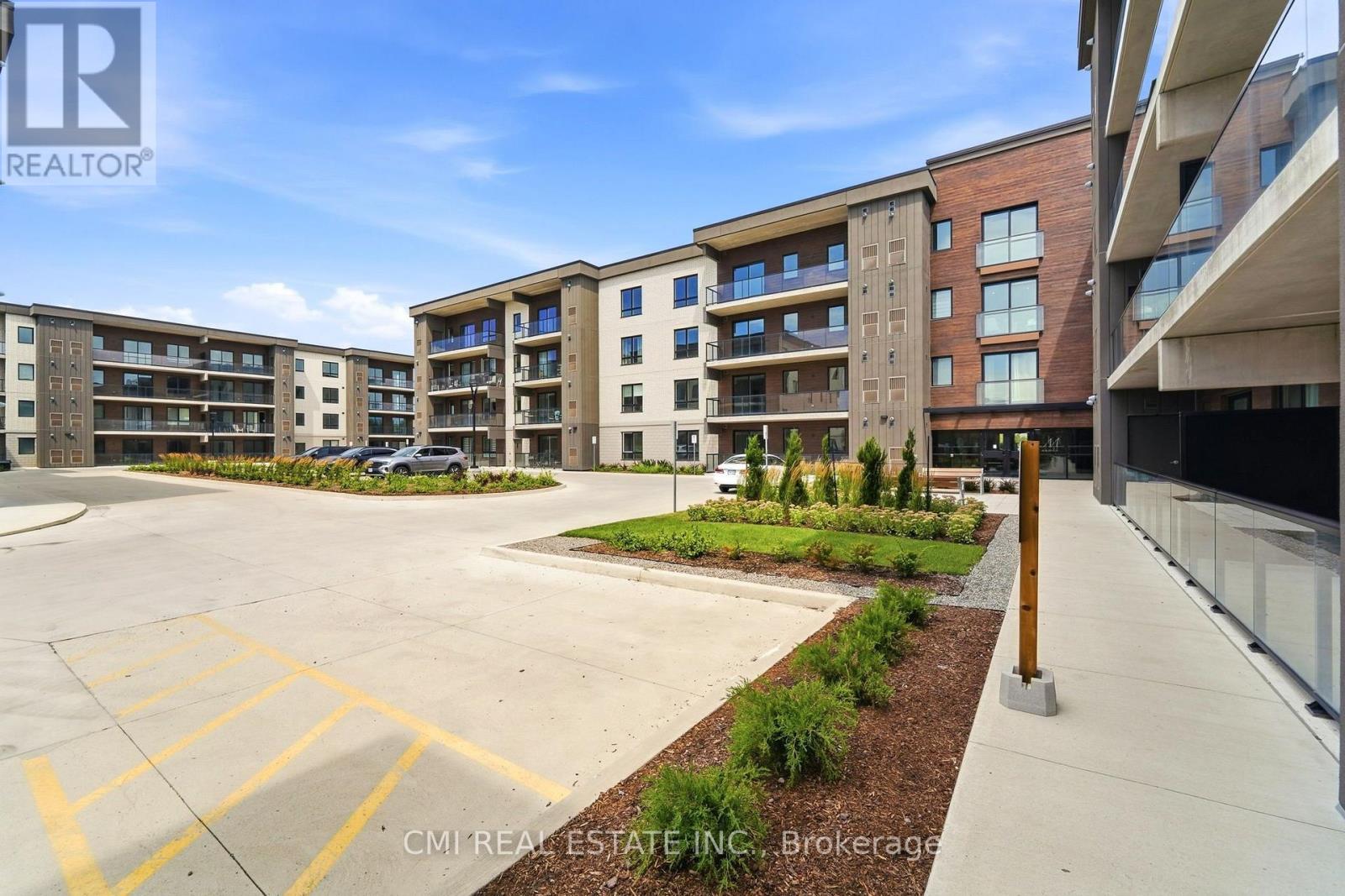 111 - 7549a Kalar Road, Niagara Falls, Ontario  L2H 3W6 - Photo 3 - X13690508