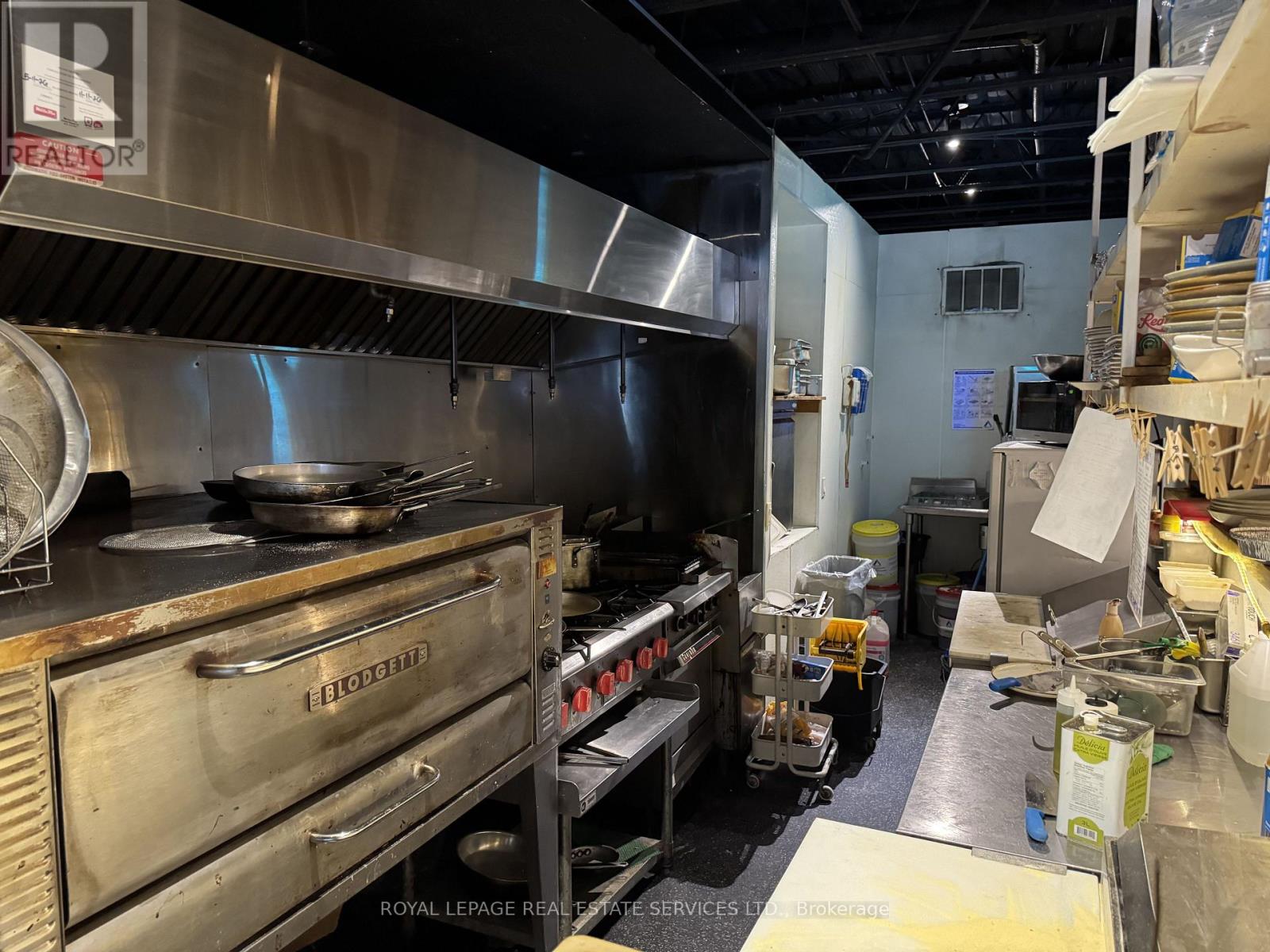 740 King Street W, Toronto, Ontario  M5V 1N3 - Photo 8 - C13656172