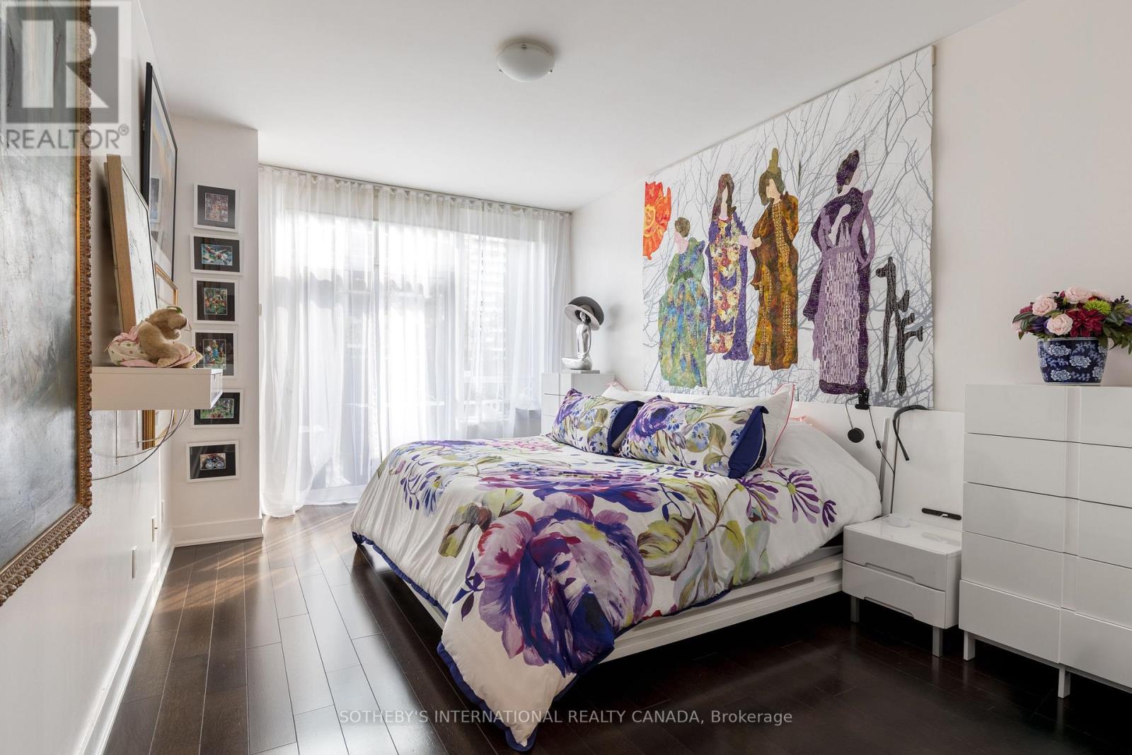 402 - 28 Linden Street, Toronto, Ontario  M4Y 0A4 - Photo 11 - C13681634