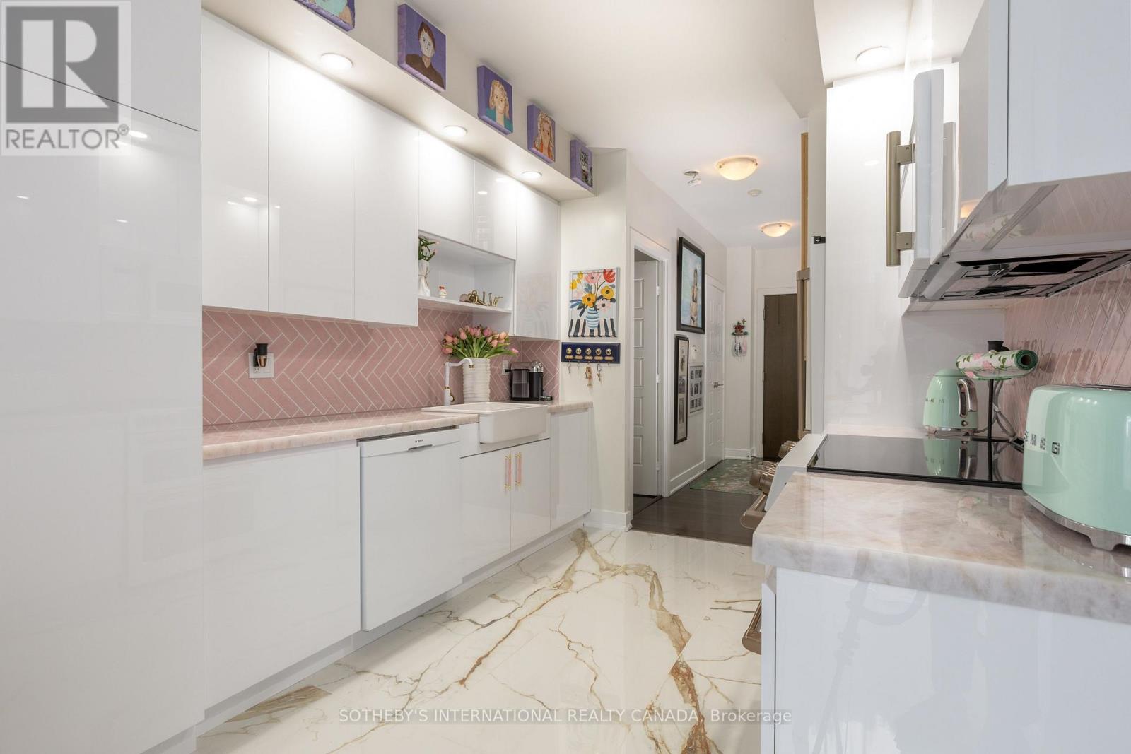 402 - 28 Linden Street, Toronto, Ontario  M4Y 0A4 - Photo 7 - C13681634