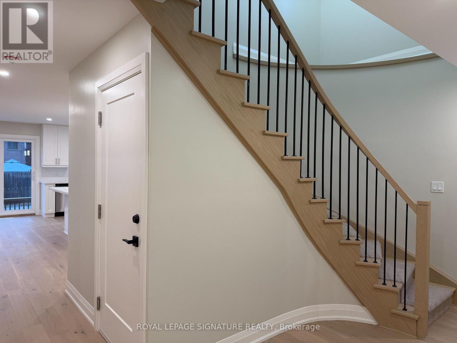 3271 Pilcom Crescent, Mississauga, Ontario  L5B 3X5 - Photo 9 - W13689582